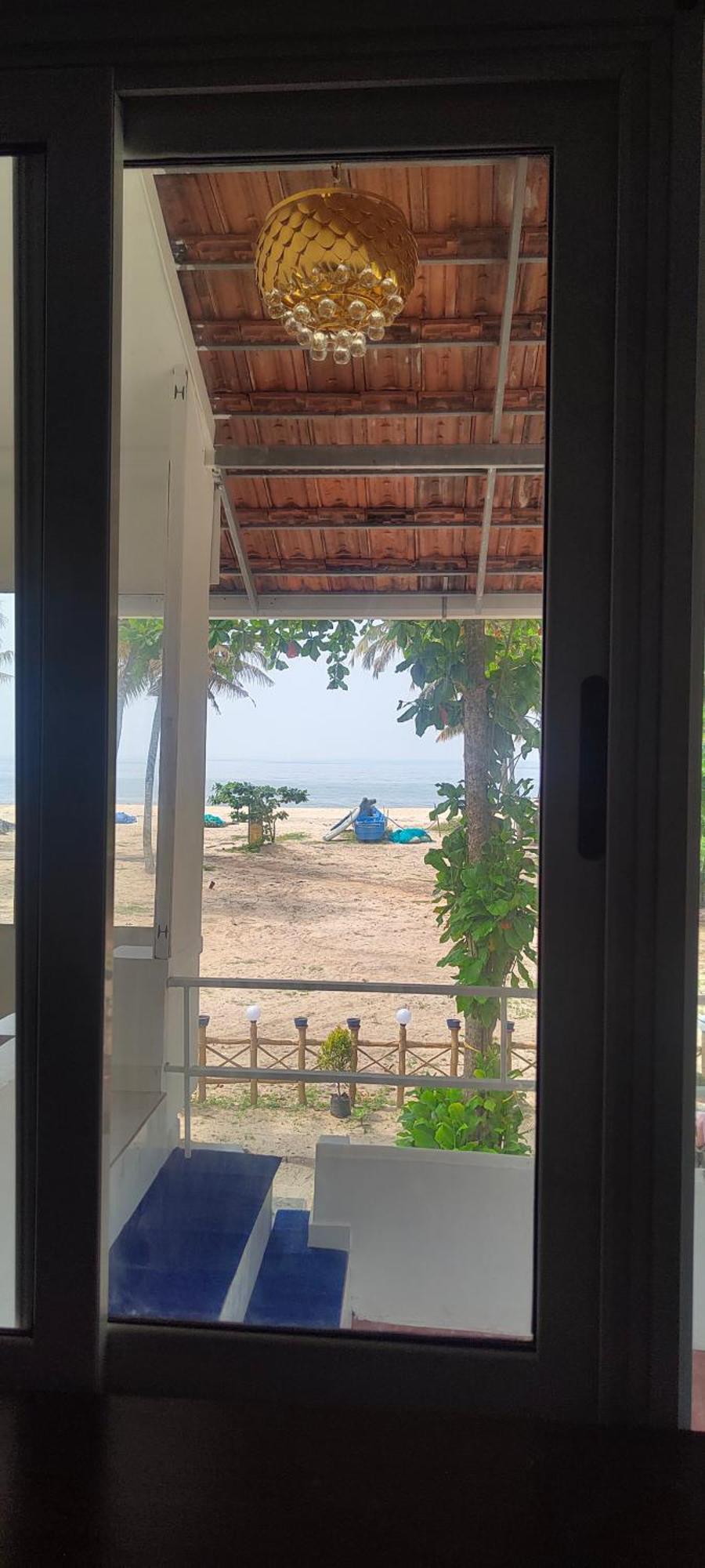 Marari Blue Whale Beach House Alappuzha Eksteriør billede