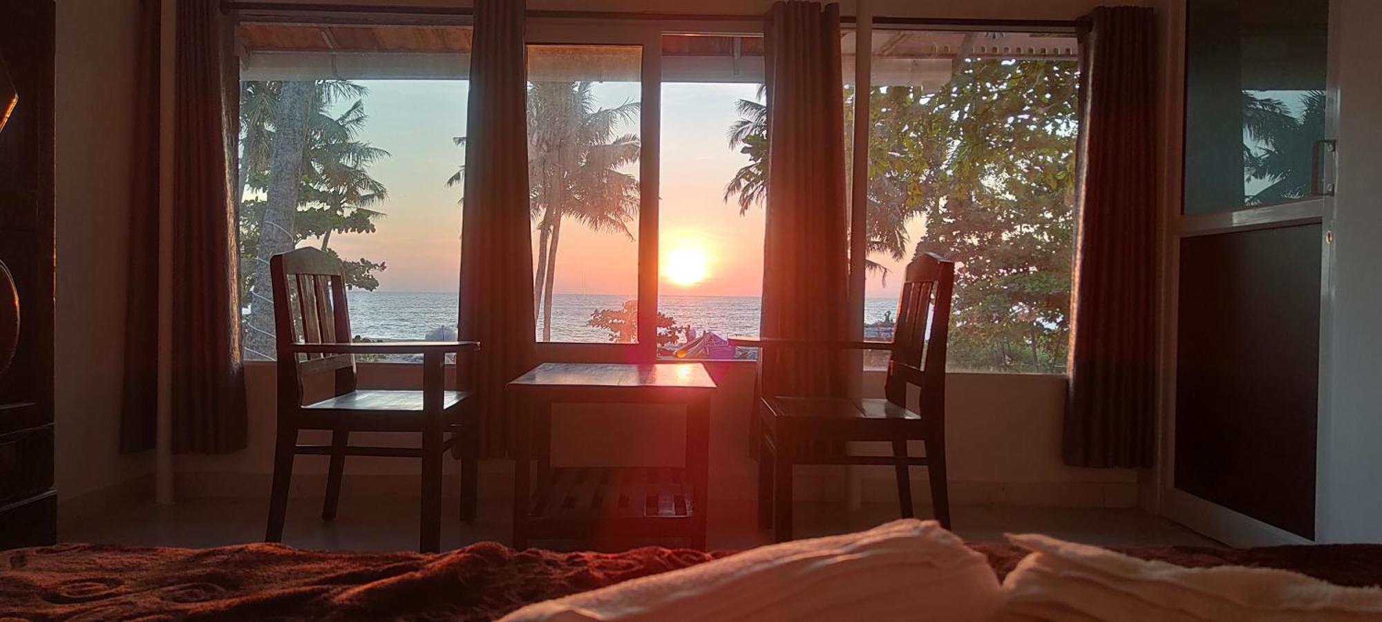Marari Blue Whale Beach House Alappuzha Eksteriør billede