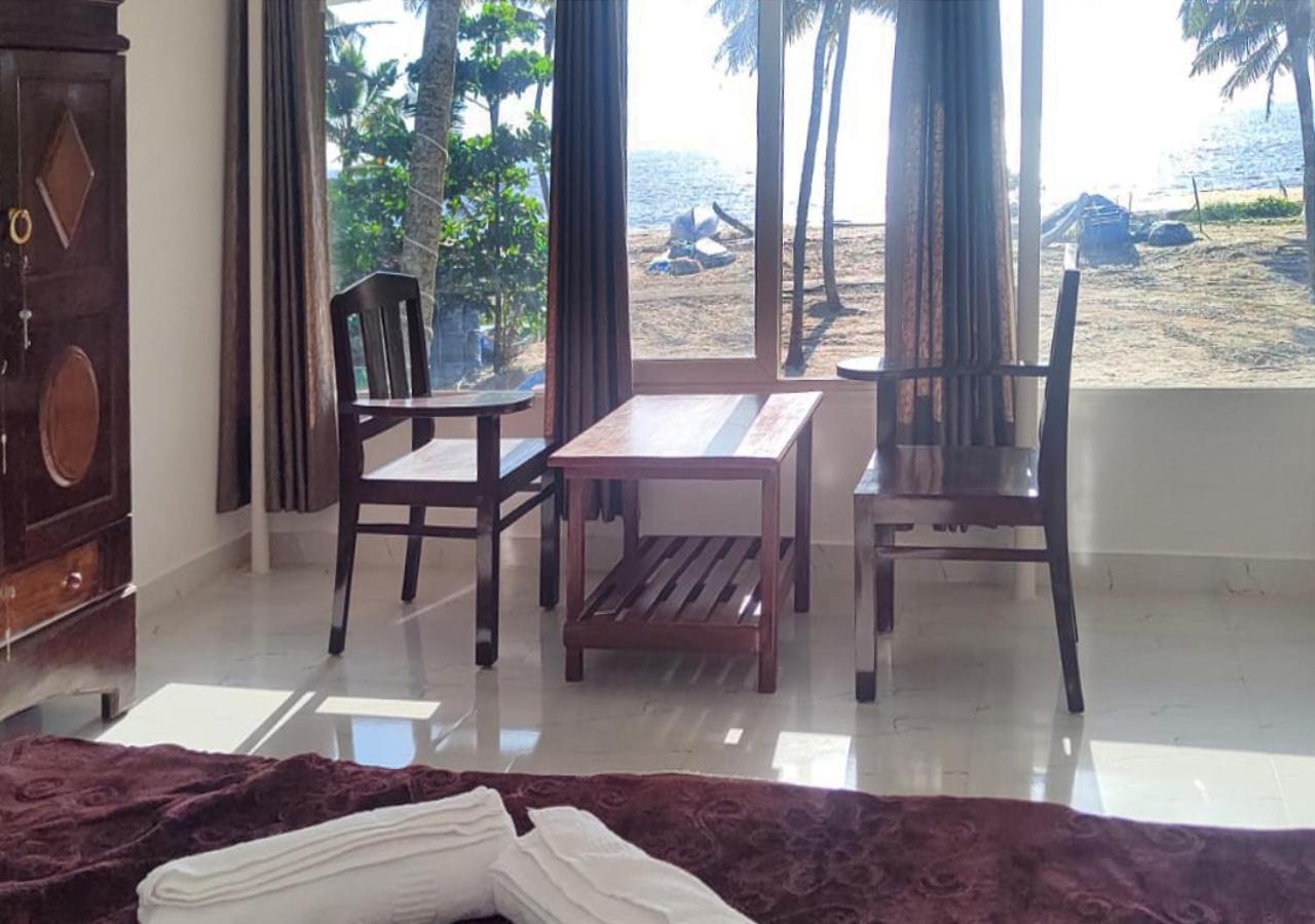 Marari Blue Whale Beach House Alappuzha Eksteriør billede