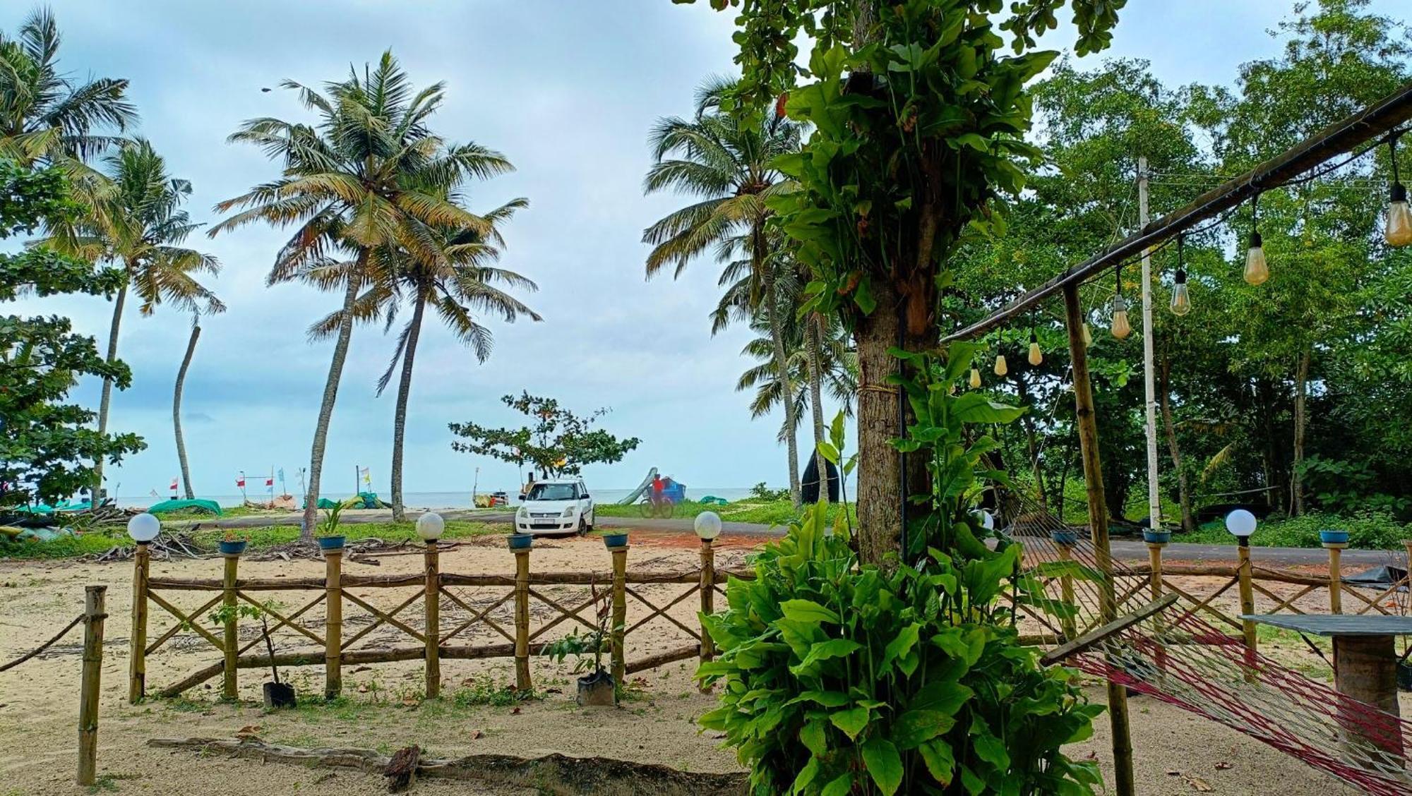 Marari Blue Whale Beach House Alappuzha Eksteriør billede