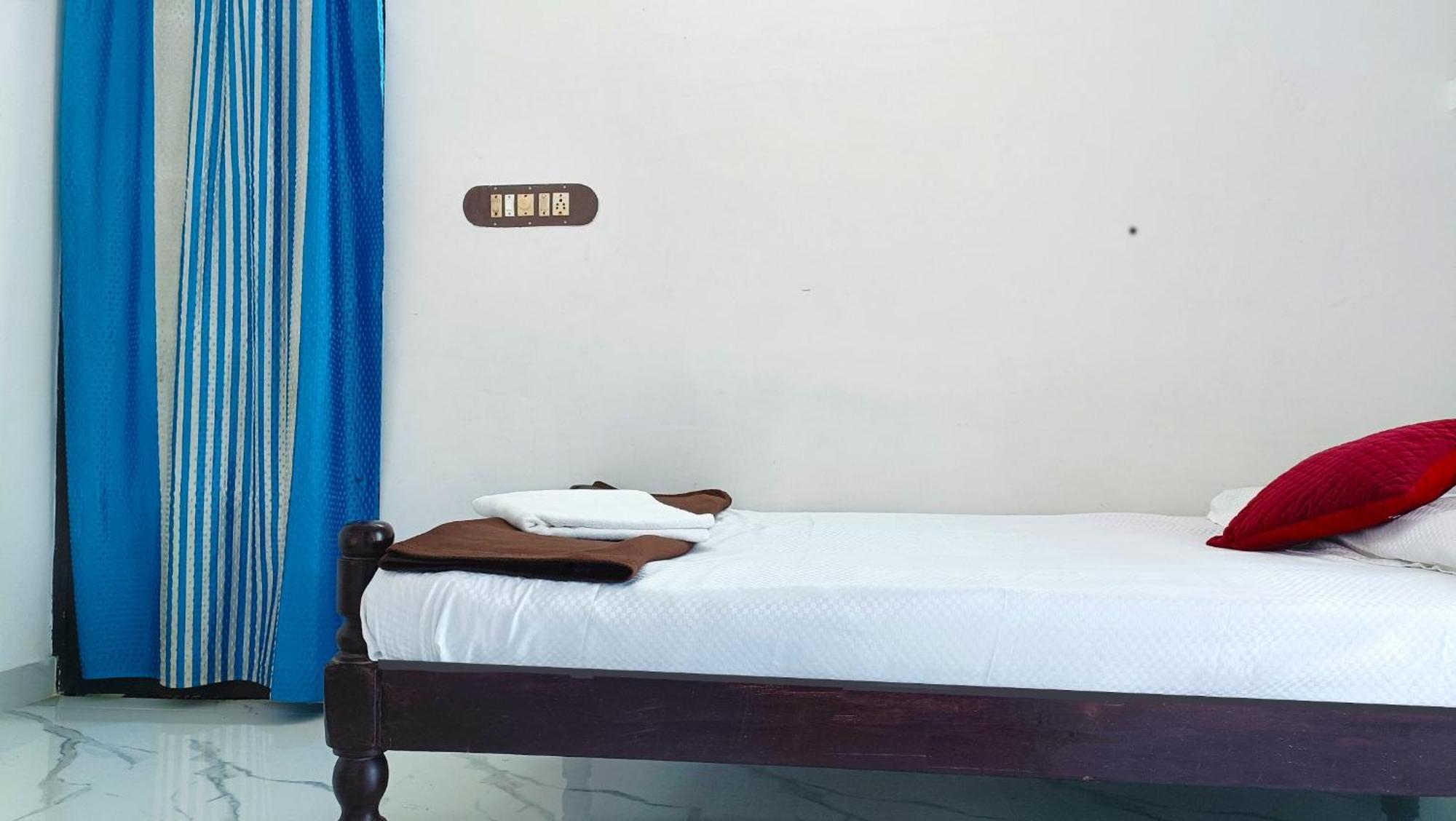 Marari Blue Whale Beach House Alappuzha Eksteriør billede