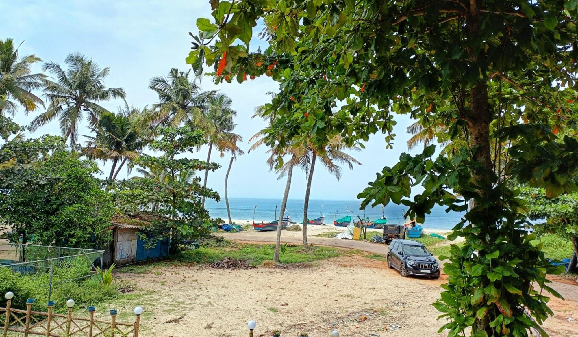 Marari Blue Whale Beach House Alappuzha Eksteriør billede