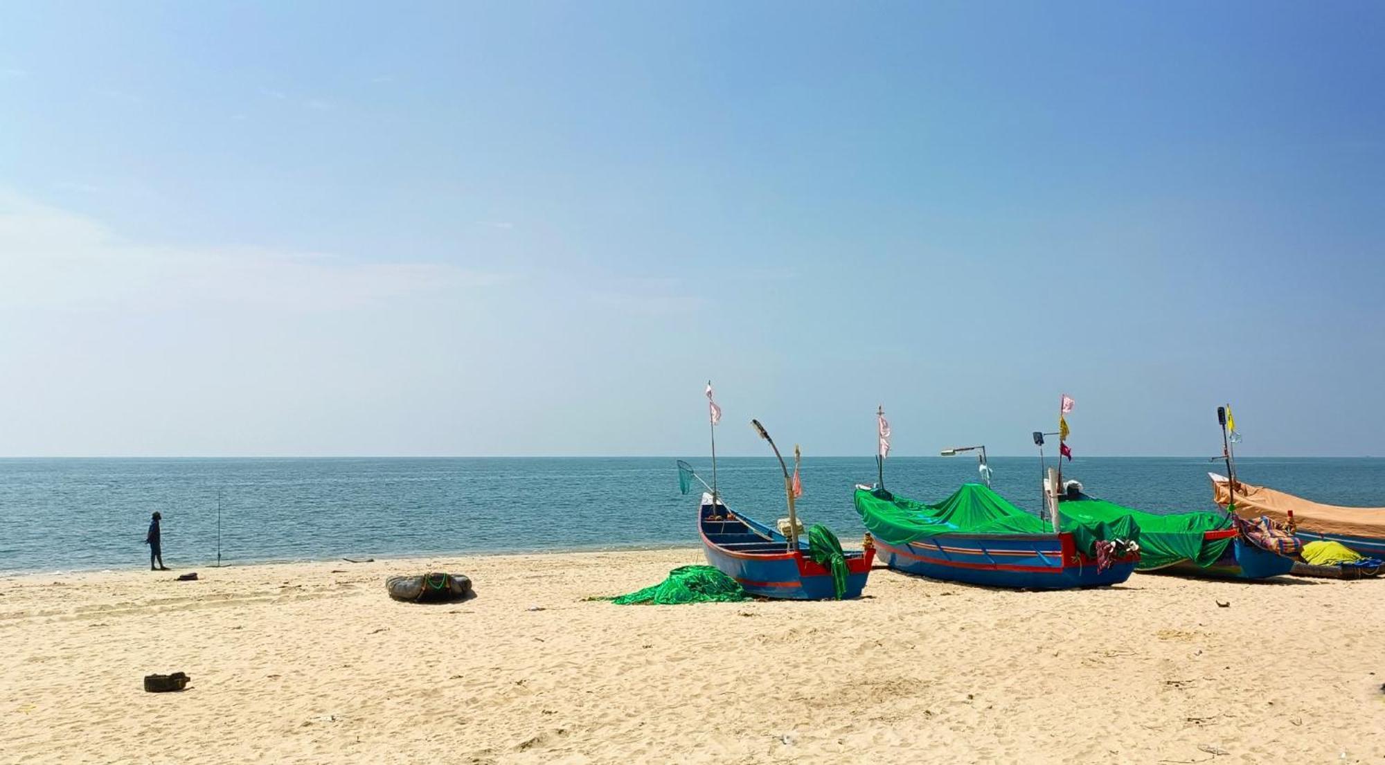 Marari Blue Whale Beach House Alappuzha Eksteriør billede